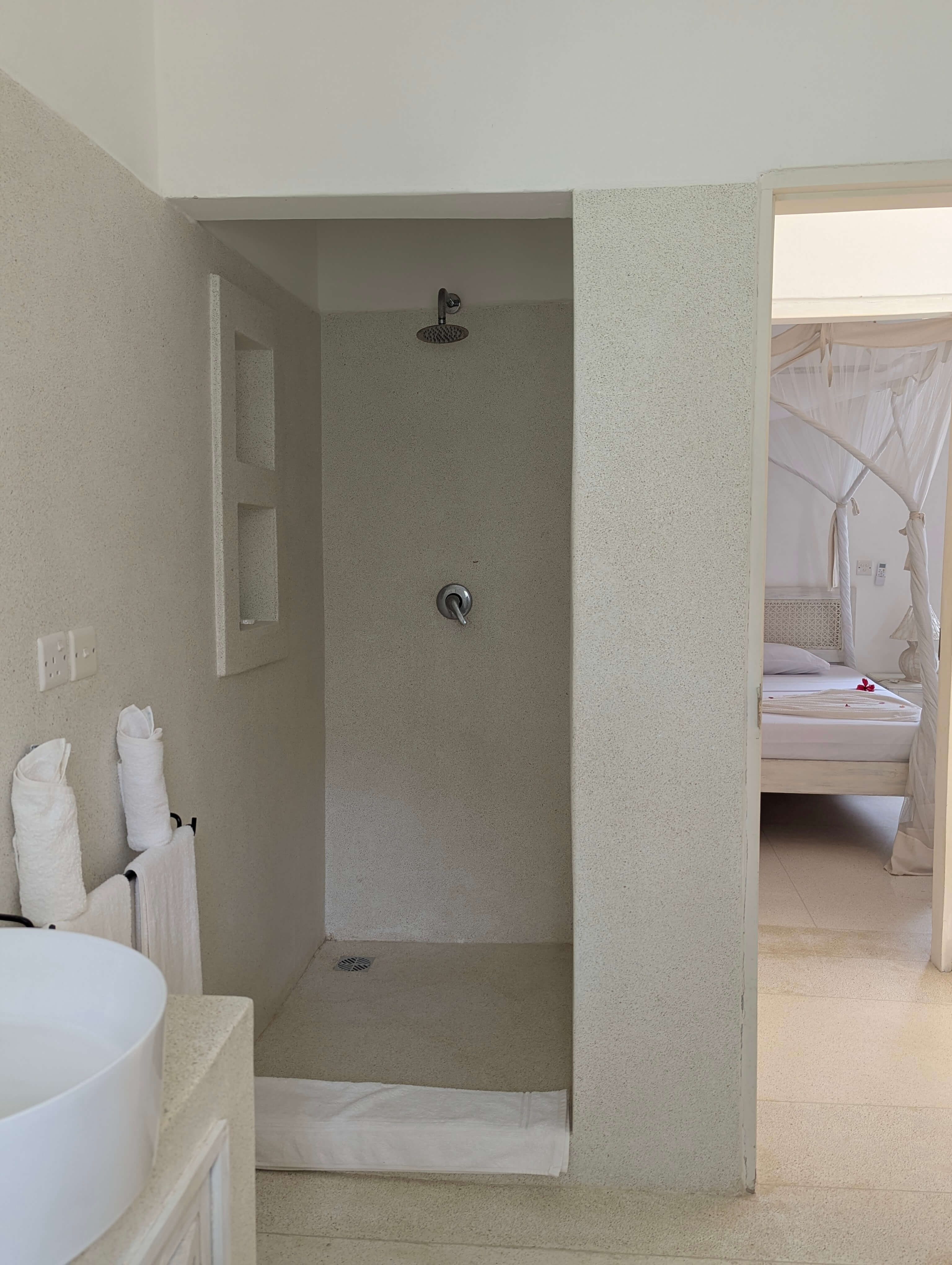 Swahili style bathroom